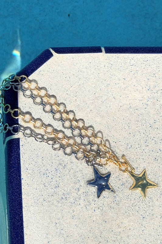 Chunky Star Toggle Chain Necklace